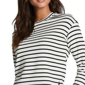 SPANX AirEssentials® Knit Crew Neckline Long Sleeve Top